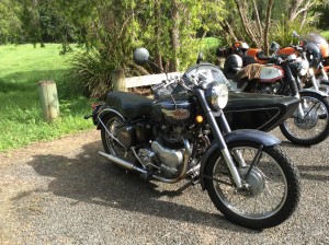Here is another view of that Royal Enfield/Dusting outfit.