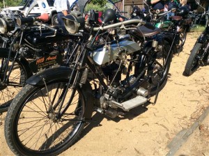 This 1915 Ariel single was one of several 100 years old motorbikes which were on display.